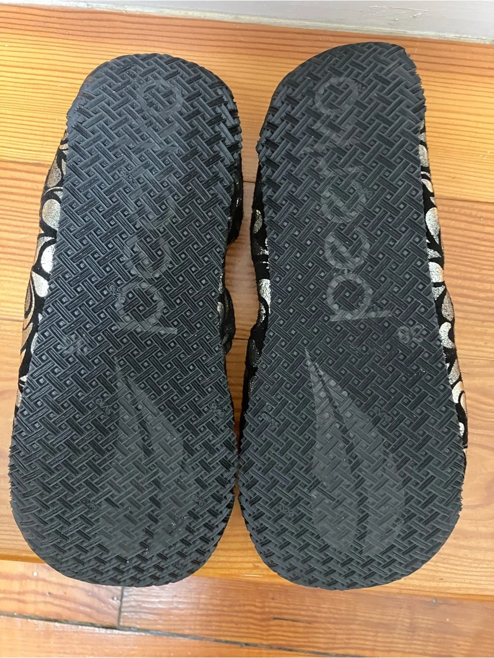 Peerko Barefoot Ballet Flats Petite Lumina Black Suede Silver Minimalist 38
